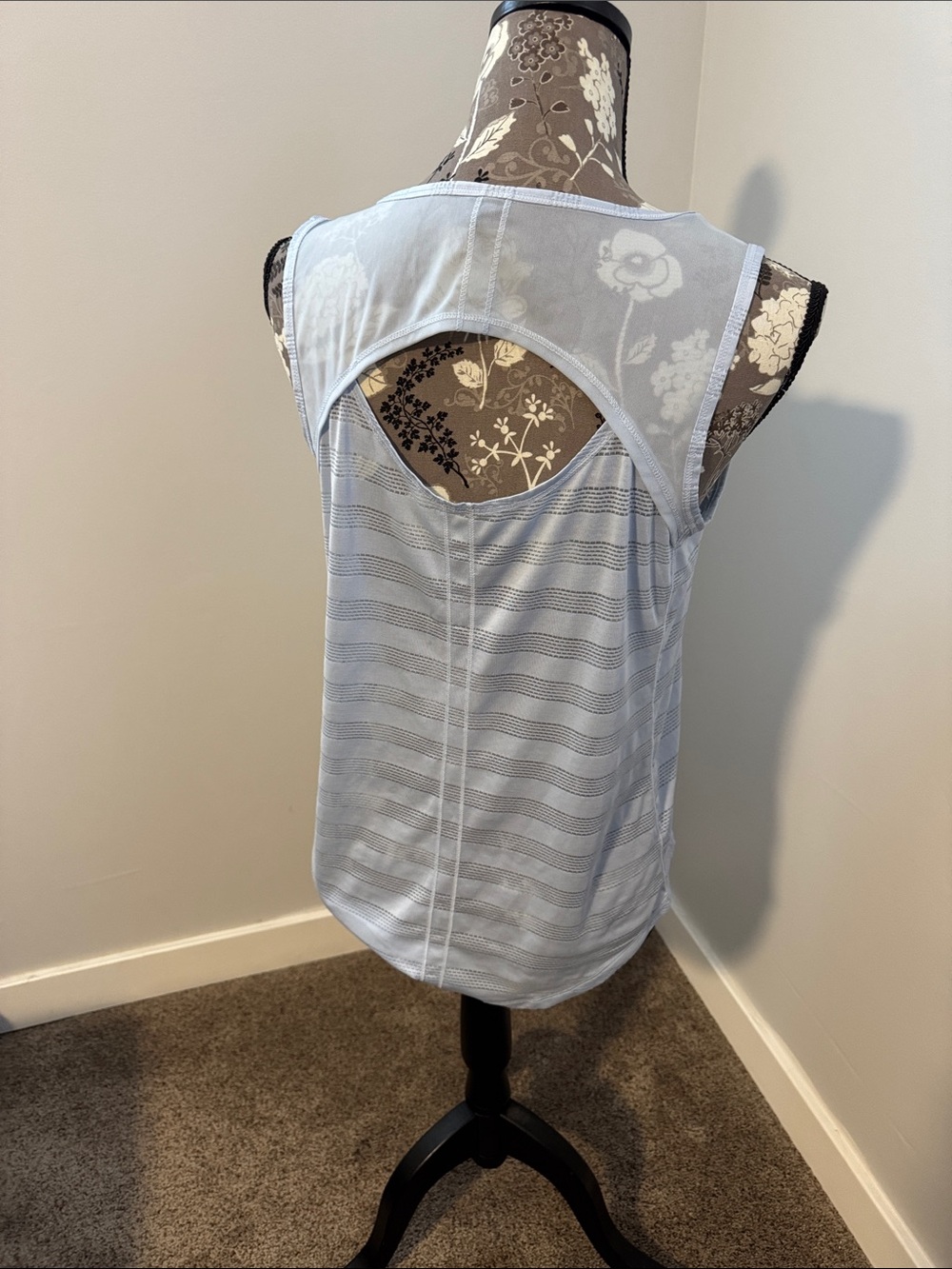 90 Degree By Reflex Light Blue Striped Athletic Tank - Picture 2 of 3